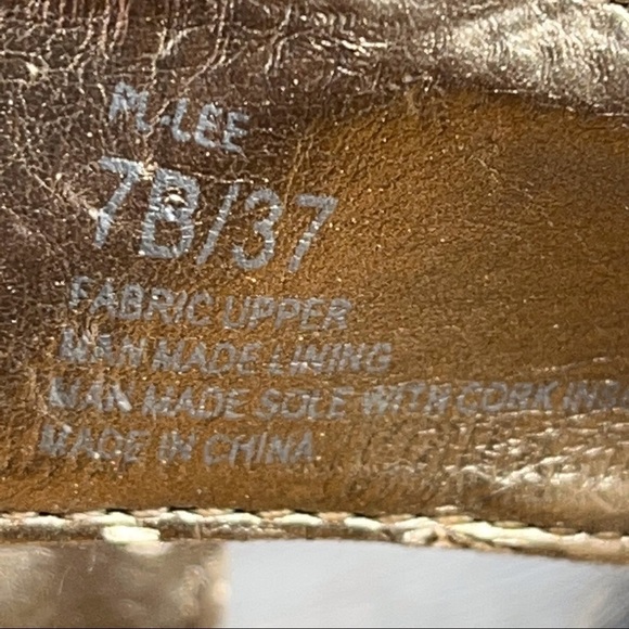 BCBG sz 7 Lee snakeprint platform wedge sandals ankle strap - Picture 12 of 13